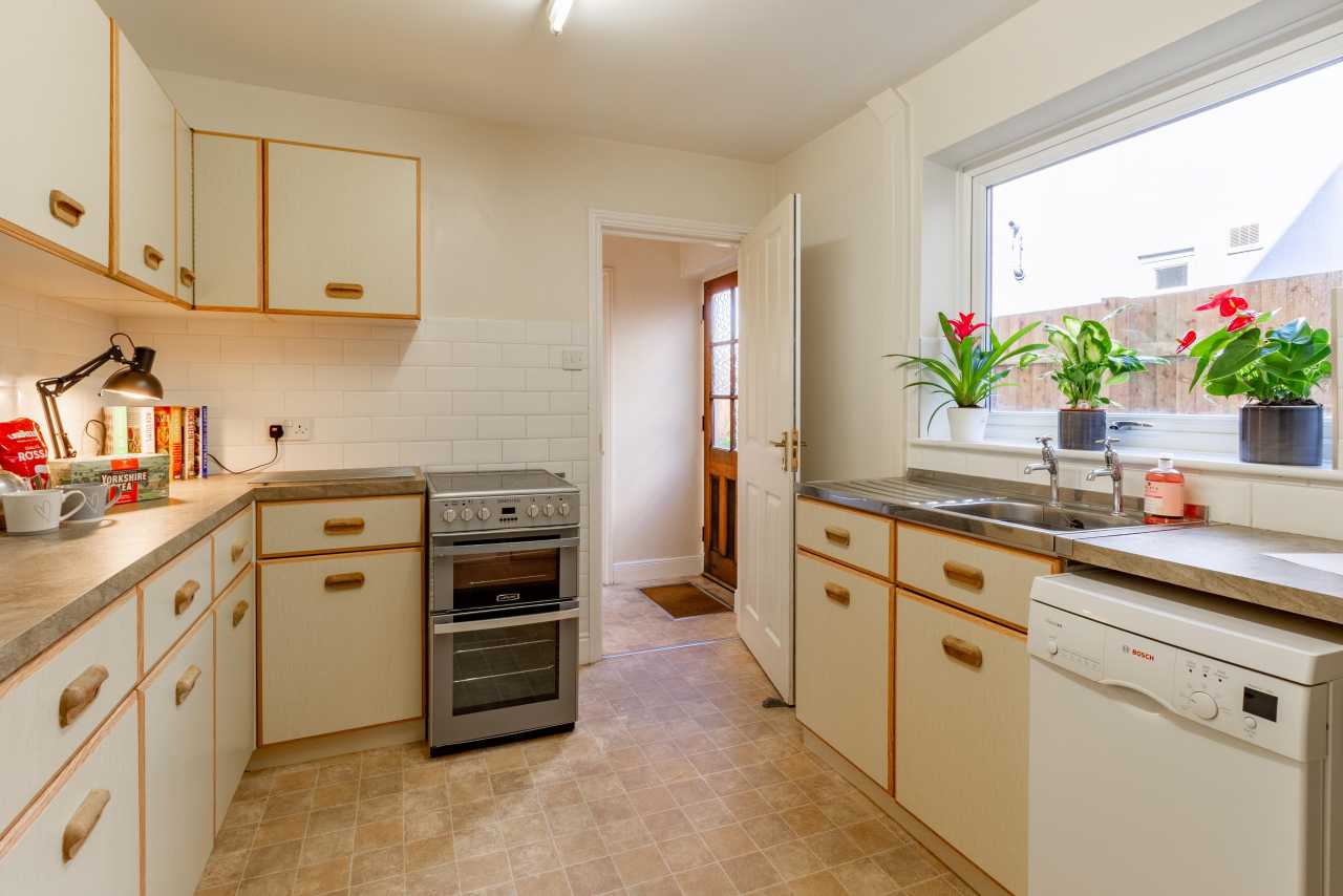 13 Winstonian Road