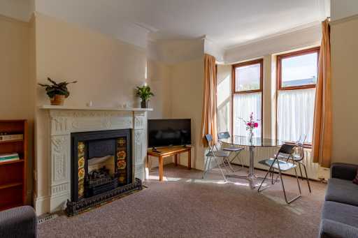13 Winstonian Road