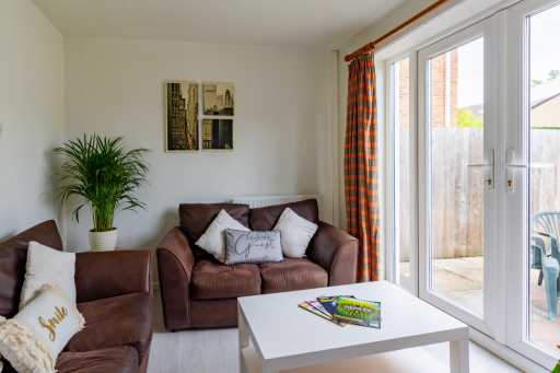 75 Marsh Lane